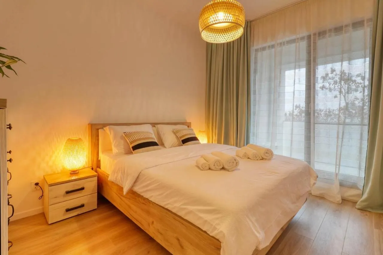 Inspiration Station - My Joyful, Cosy&Inviting Apt - Smart Thermostat - Private Parking - Ior Park - Long Term Price Cuts Bucareste