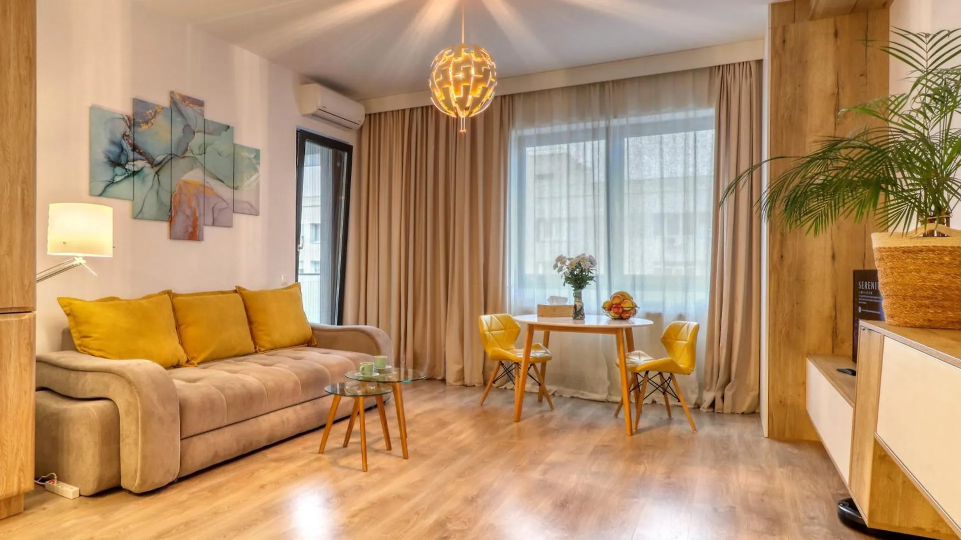 Inspiration Station - My Joyful, Cosy&Inviting Apt - Smart Thermostat - Private Parking - Ior Park - Long Term Price Cuts Bucareste 0*,  Roménia
